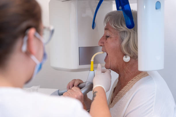Best Emergency Tooth Extraction in Kualapuu, HI